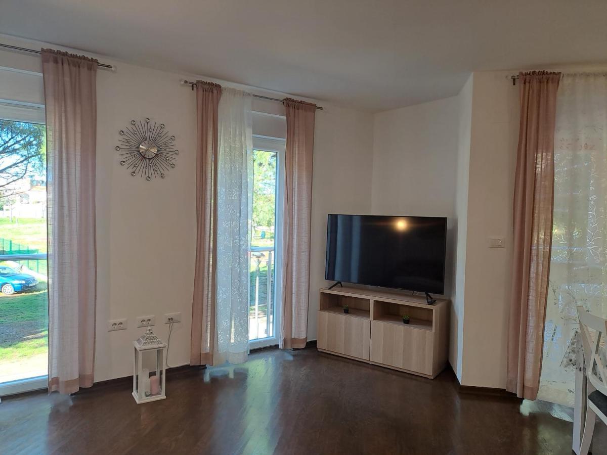 Apart Centar Umag Edda Joakima Rakovca 7 E 52470-ウマグ エクステリア 写真